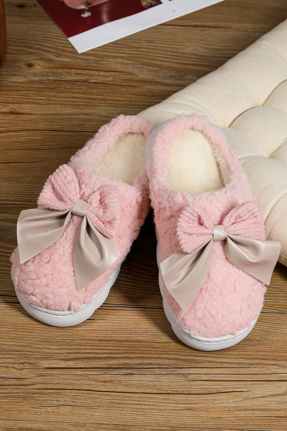 Pink Contrast Bowknot Applique Plush Winter Slippers (Colors May Differ by Batch) 🇺🇸