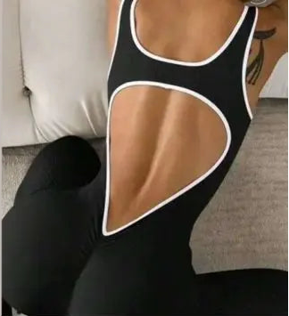 Flared Open Back Jumpsuit with Push-up Butt & Contrast Details 🇬🇧