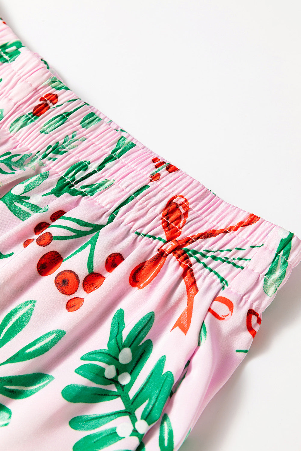 Pink Christmas Berries Plant Print Satin Long Sleeve Pajama Set 🇺🇸