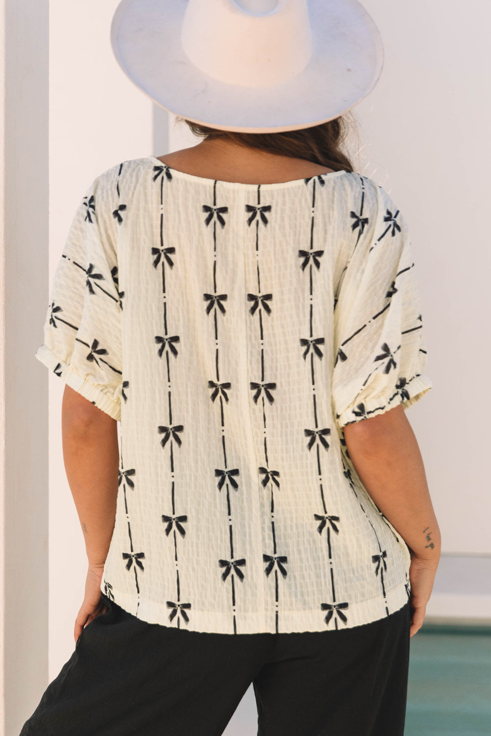 Beige Bow Print Puff Short Sleeve Top 🇺🇸