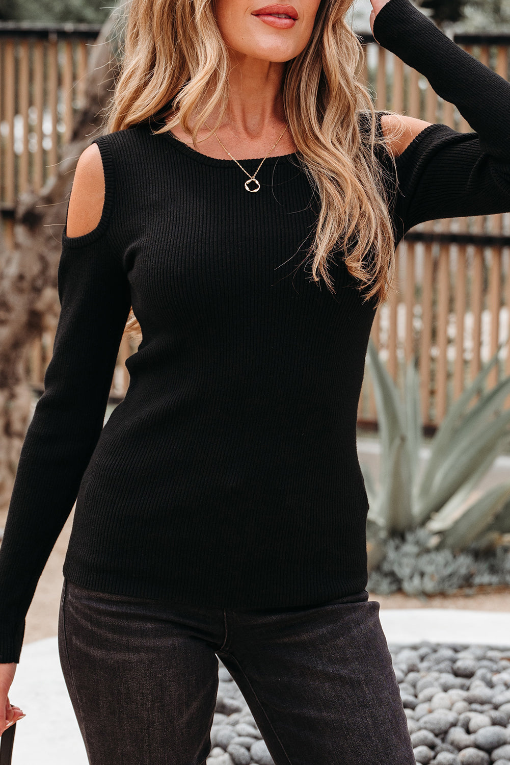 Black Ribbed Knit Cold Shoulder Sweater 🇺🇸