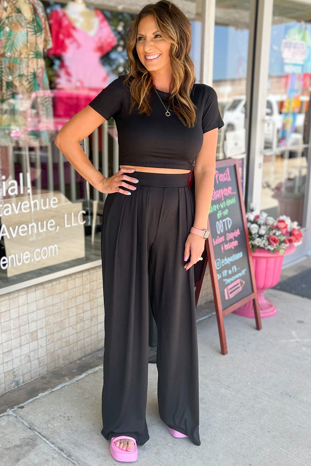 Black Slim Fit Crop Top and Pleated Wide Leg Pants Set 🇨🇳