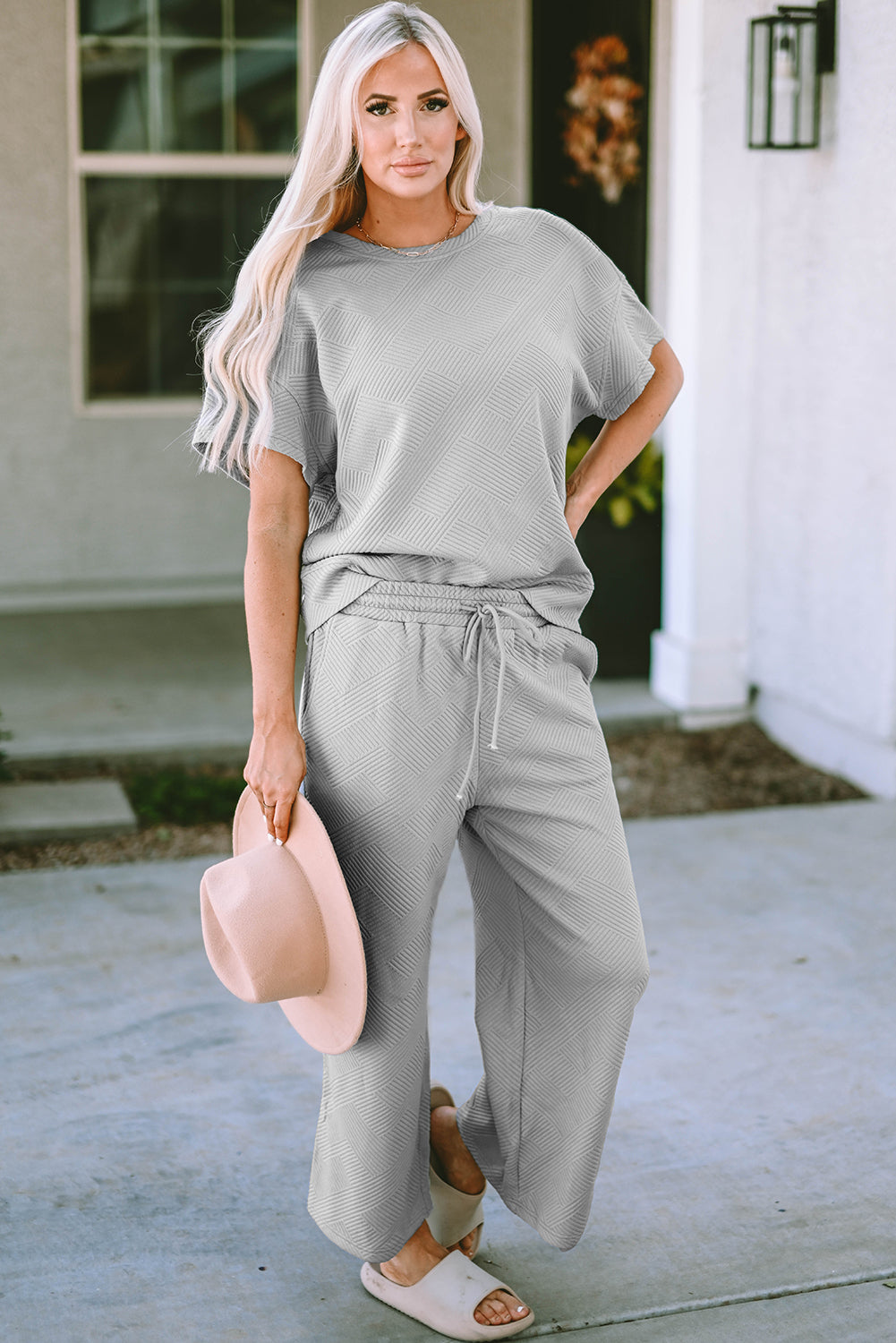 Gray Textured Loose Fit T Shirt and Drawstring Pants Set 🇨🇳