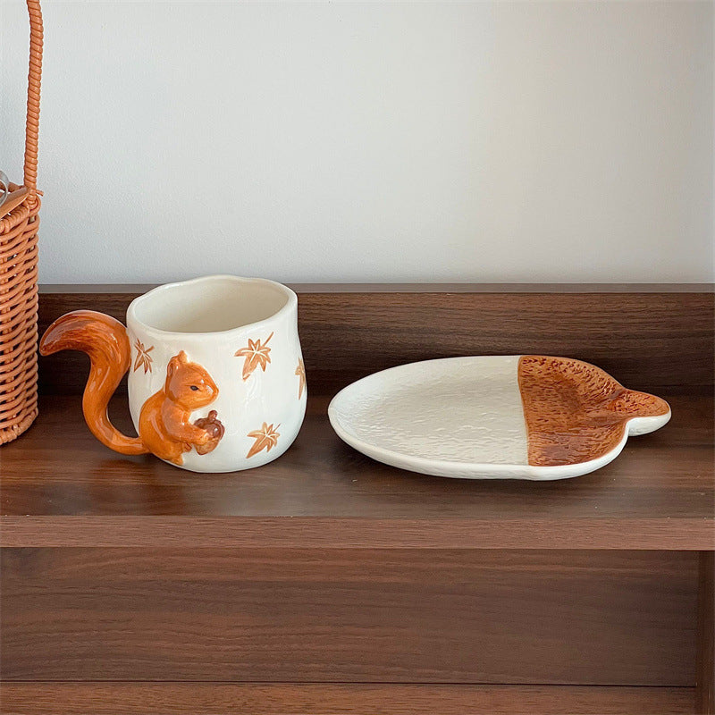 Hand-pinching Three-dimensional Squirrel Hand-painted Maple Leaf Household Ceramic Coffee Set 🇨🇳