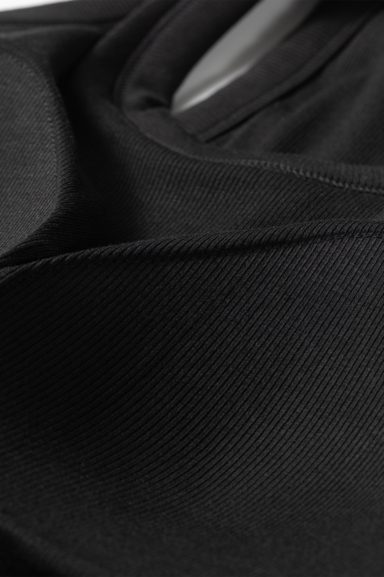 Black Slim Ribbed Padded Tank Top 🇺🇸
