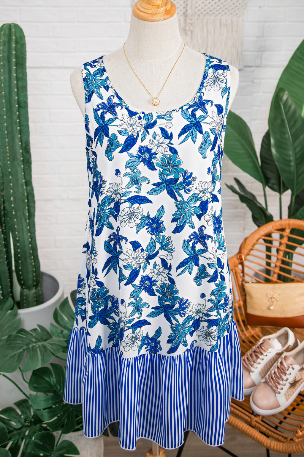 Sky Blue Floral Print U Neck Sleeveless Striped Ruffle Hem Patchwork Dress 🇺🇸