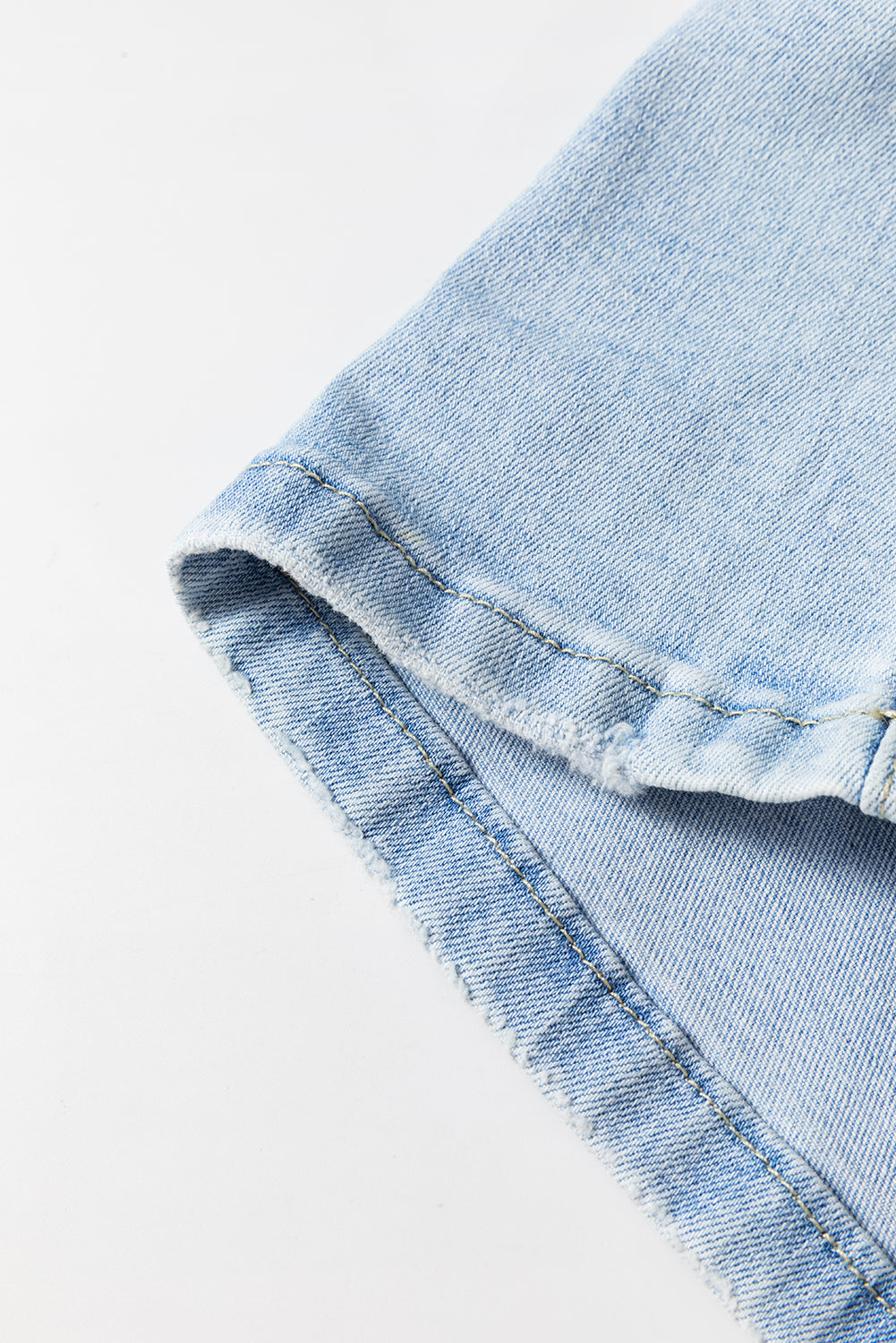 Beau Blue Vintage Light Wash Distressed Flare Jeans 🇨🇳