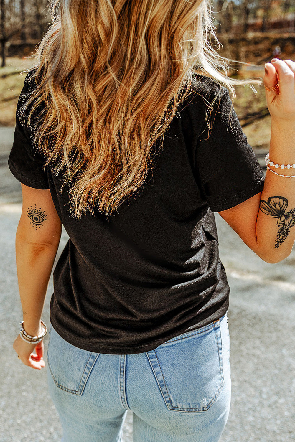 Black Cheerful Sequin Bow Patched Game Day T Shirt 🇺🇸