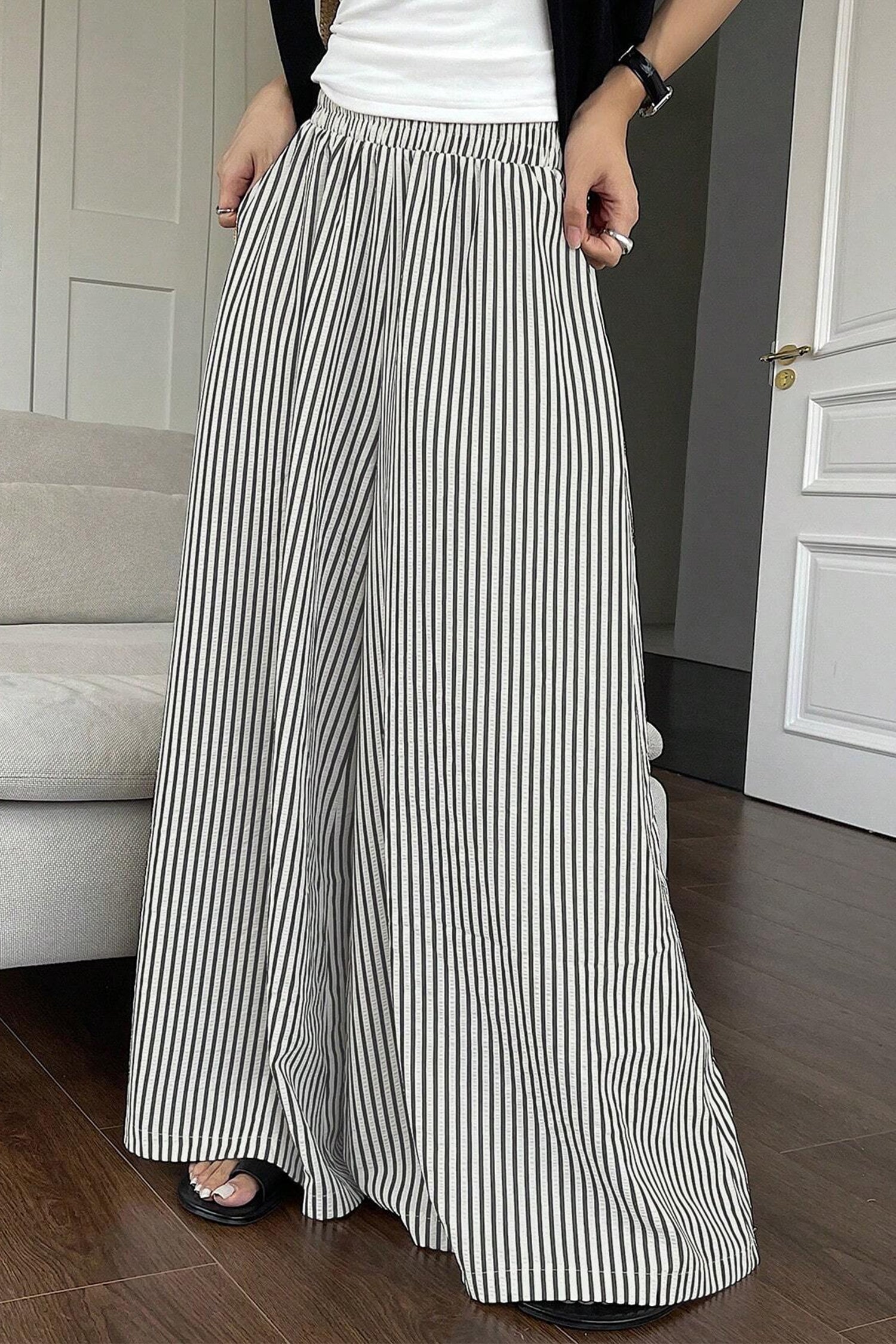 Black Stripe Elastic Waist Ultra Wide Leg Pants 🇺🇸