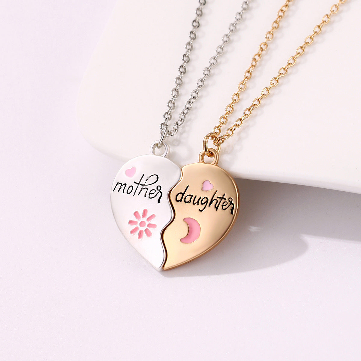 2PCS Set Jewelry Mother Daughter Necklace Matching Heart Magnetic Pendant Fashion Gifts For Mother's Day 🇨🇳