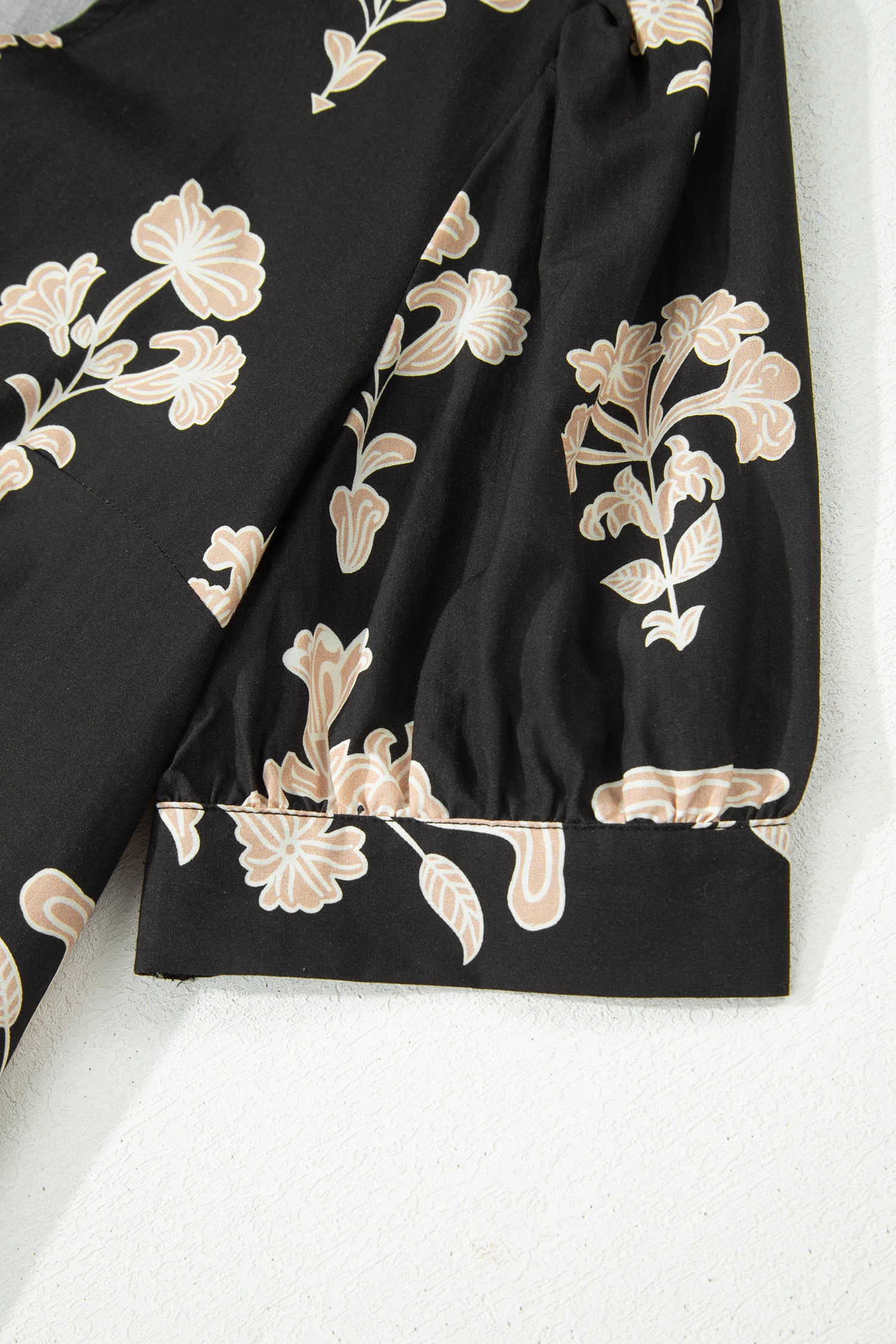 Black Frilled V Neck Puff Short Sleeve Floral Mini Dress 🇺🇸