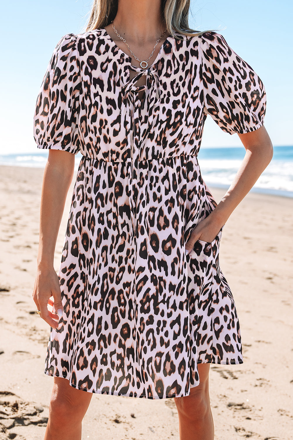 Brown Leopard Tied Front Keyhole Puff Short Sleeve Mini Dress 🇨🇳