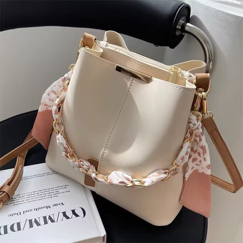 New Autumn And Winter Women's Crossbody Fashion Casual Underarm One Shoulder Versatile Bucket Bag 🇨🇳