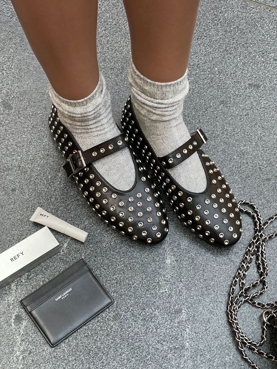 Rhinestone Decor Round Toe Buckle Strap Flat Shoes 🇬🇧