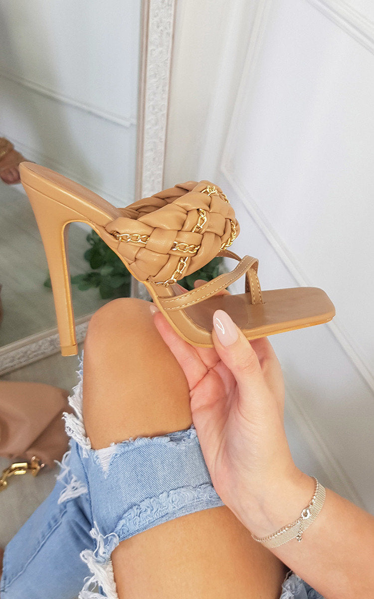 Braided Slip on Mule with Chain Detailing 🇬🇧