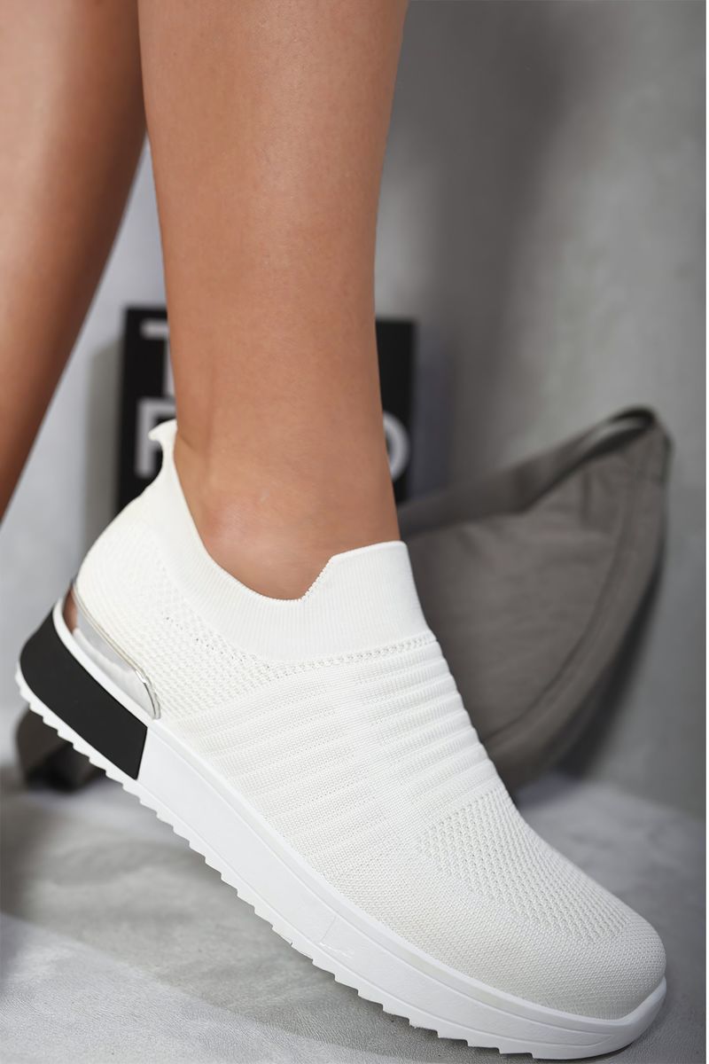 Slip On Sock Wedge Trainers 🇬🇧