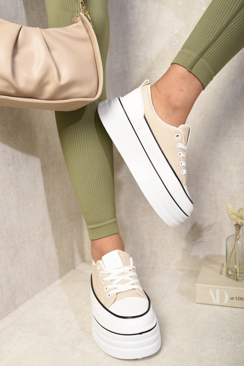 Platform Wedge Lace Up Trainers 🇬🇧