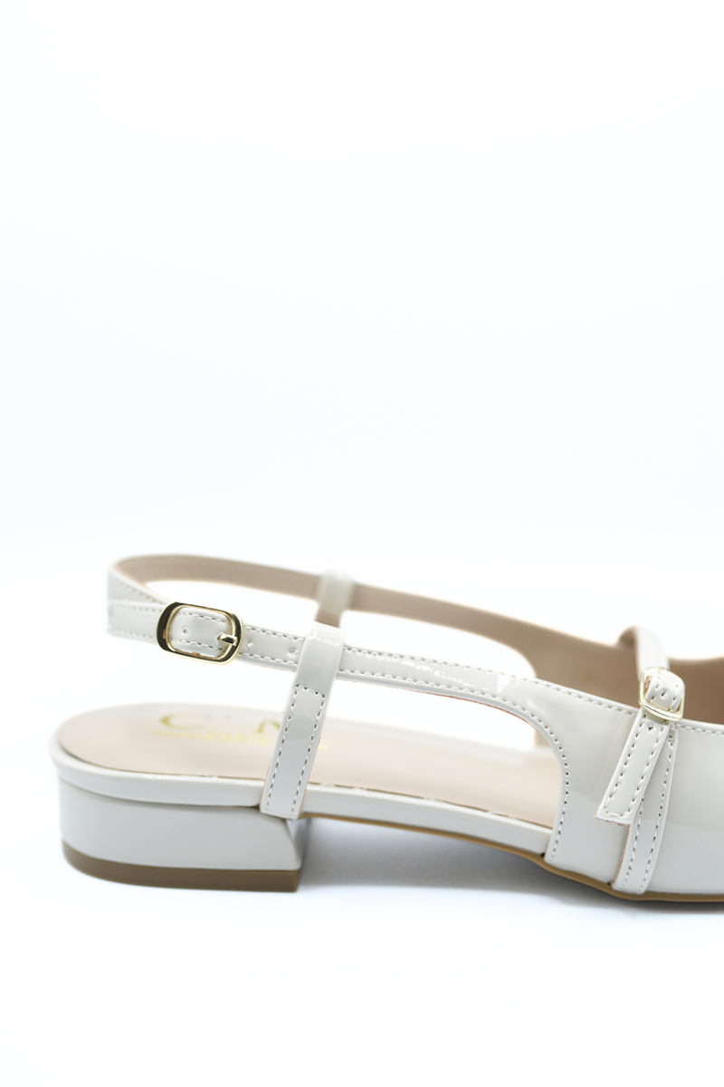 Slingback Pointed Closed Toe Low Heel Sandals 🇬🇧