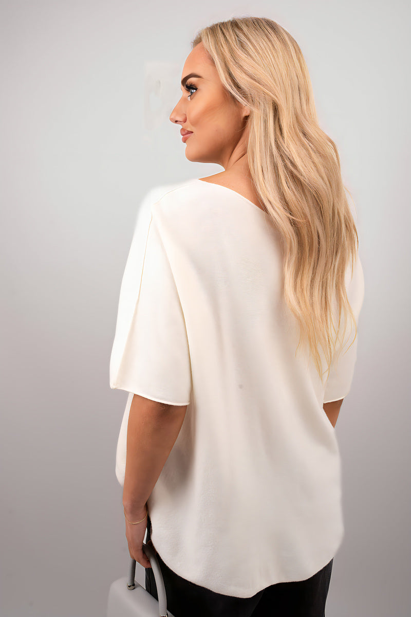 Short Sleeve V-Neck Oversized Rhinestone Heart Detail Top 🇬🇧