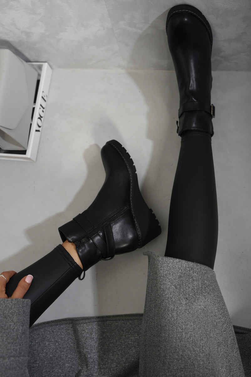 Side Zip Low Wedge Chelsea Ankle Boots 🇬🇧