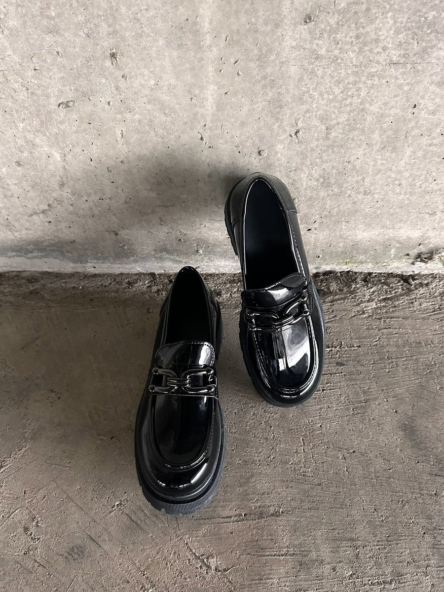 Chain Detail Casual Slip On Shoes 🇬🇧