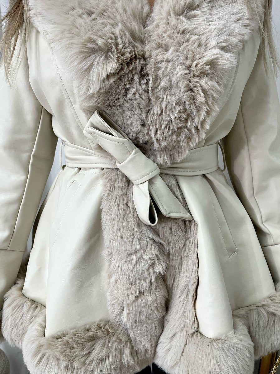 Faux Fur Trim Winter Jacket 🇬🇧