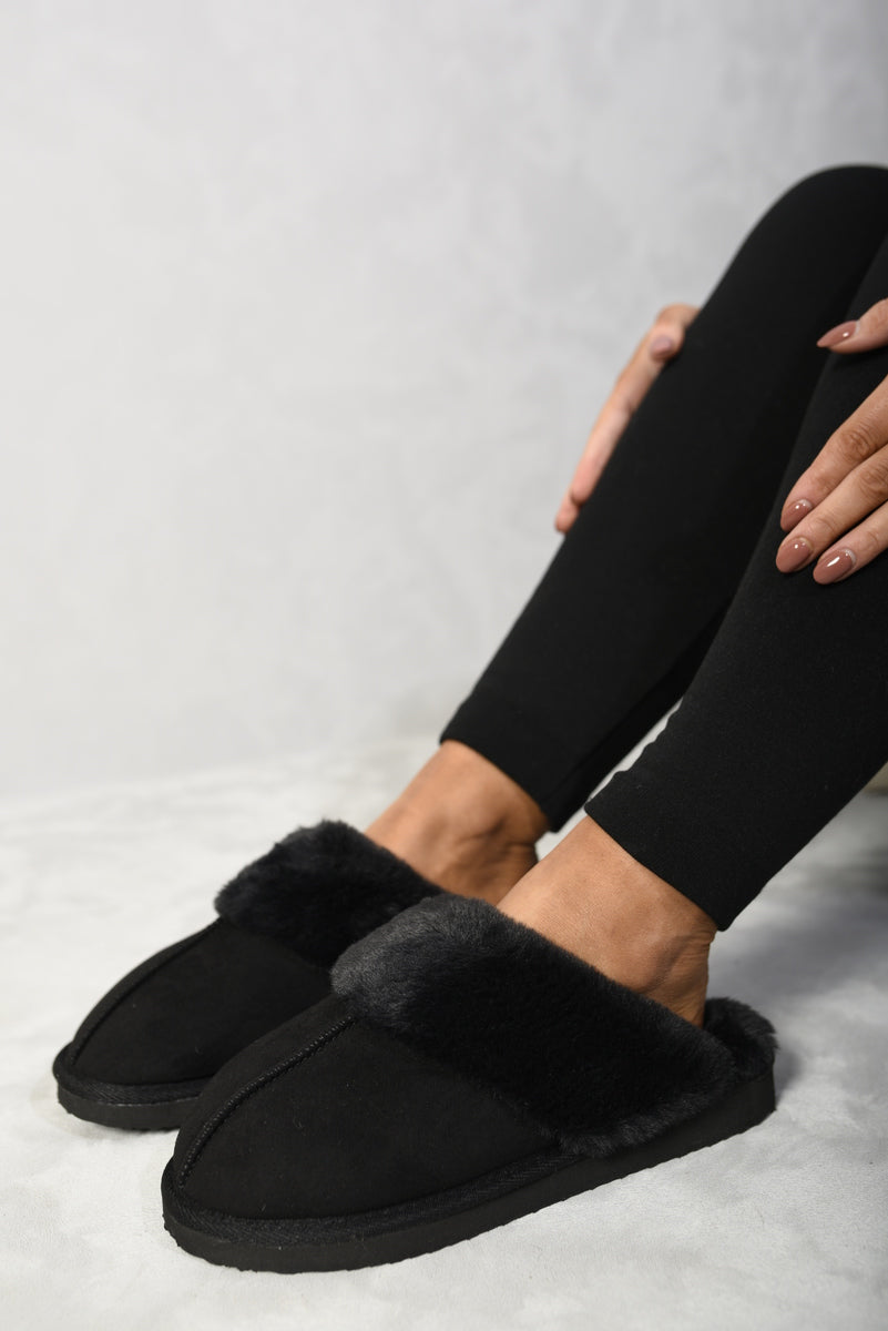 Fuzzy Faux Fur Lined Slip-On Slippers 🇬🇧