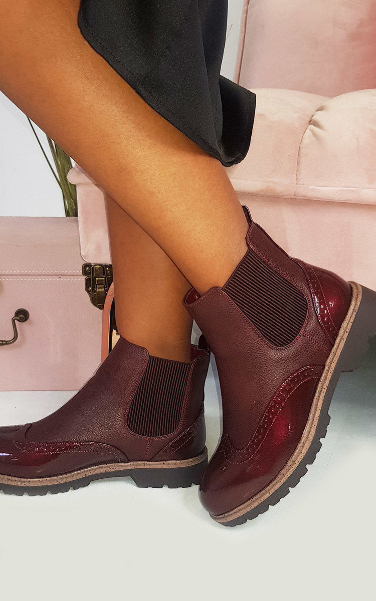 Faux Leather Brogue Chelsea Boots 🇬🇧