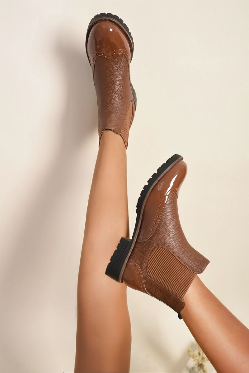 Faux Leather Brogue Chelsea Boots 🇬🇧