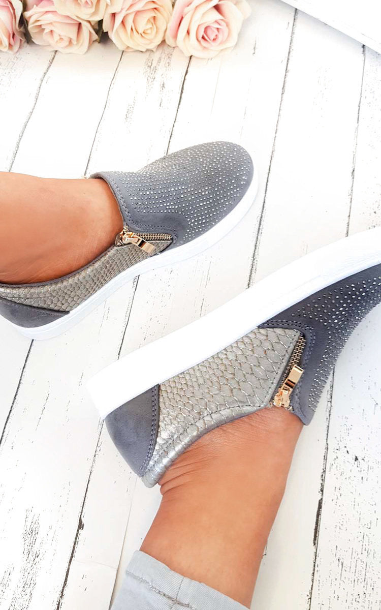 Slip On Embellished Trainers 🇬🇧