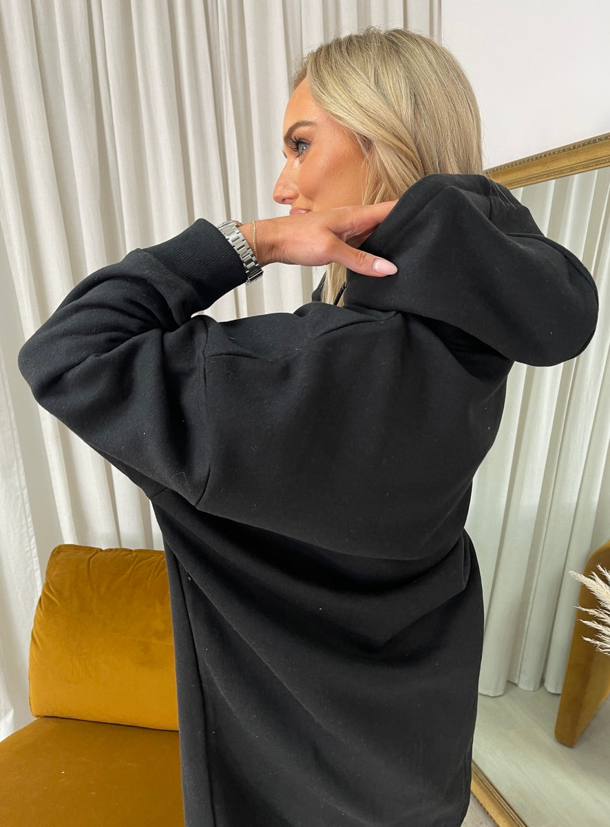 All We Need Is Love Oversized Hoodie 🇬🇧