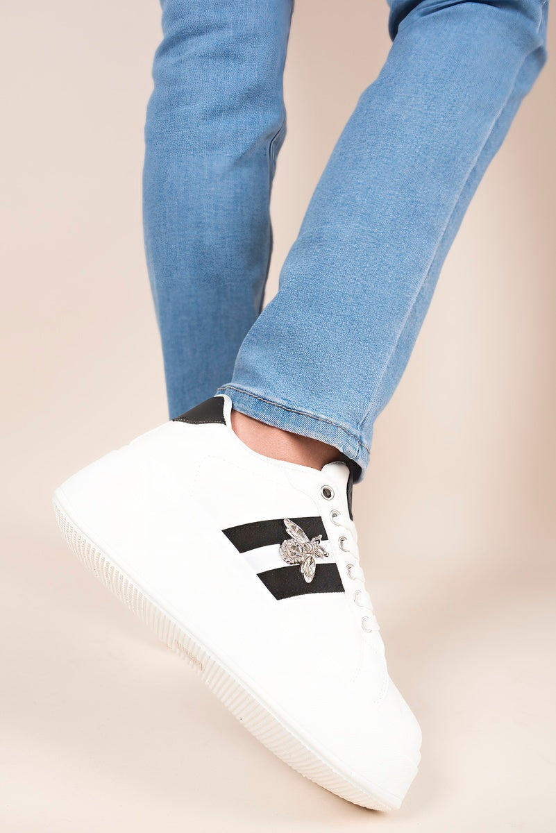 Chunky Glitter Detail Trainers with Bee Charm 🇬🇧