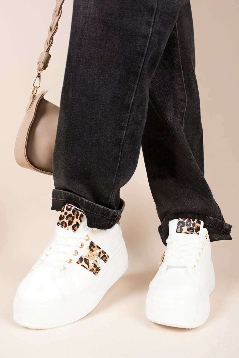 Chunky Glitter Detail Trainers with Bee Charm 🇬🇧