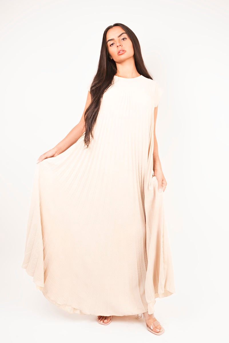 Pleated Cap Sleeve Maxi Dress 🇬🇧