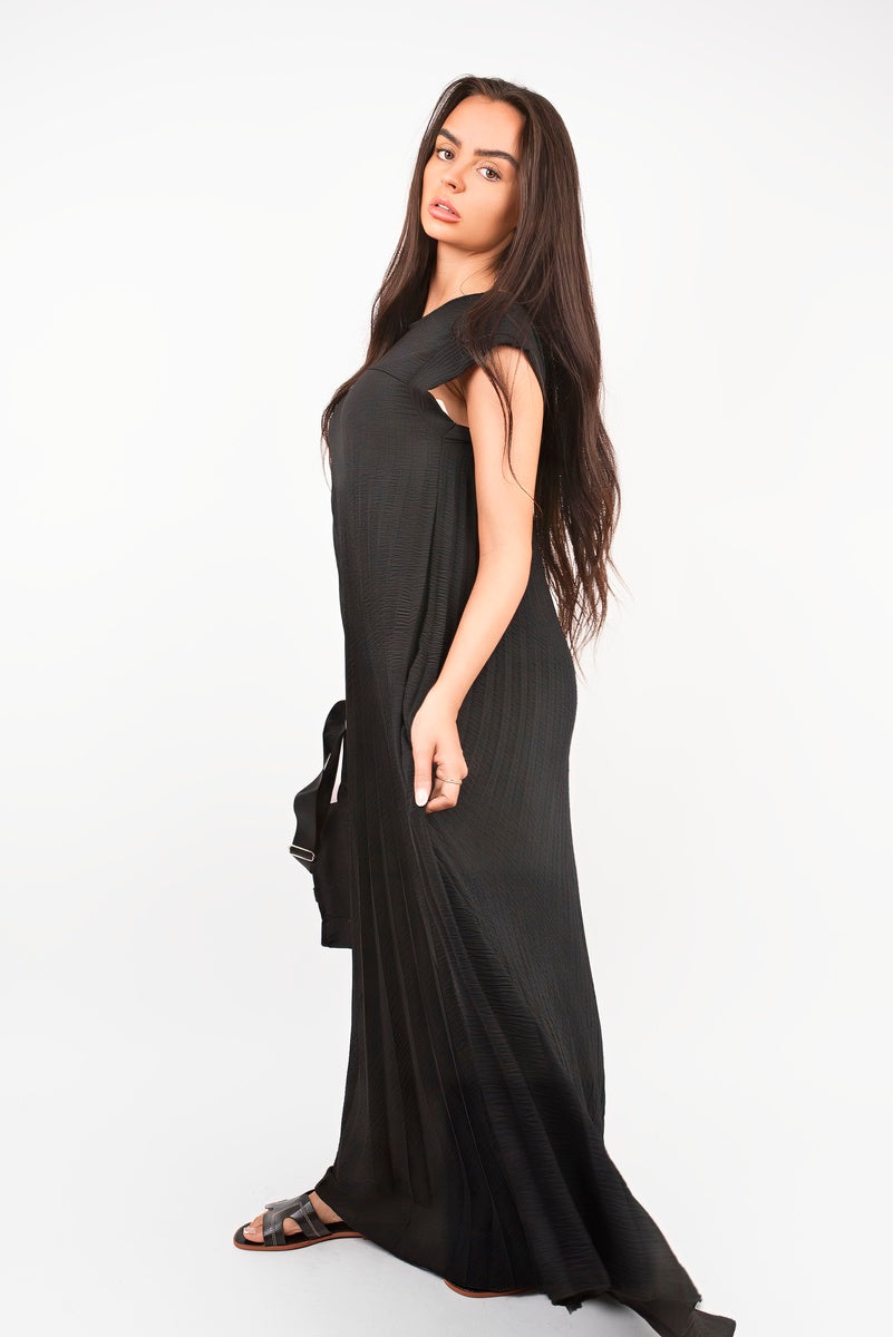 Pleated Cap Sleeve Maxi Dress 🇬🇧