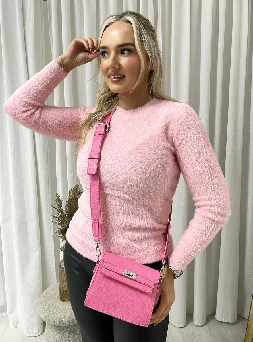 Fitted Long Sleeve Fluffy Knitted Top 🇬🇧
