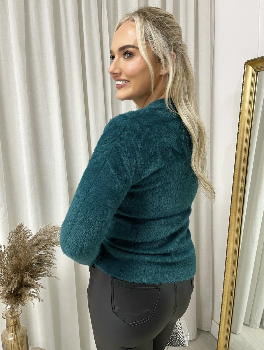 Fitted Long Sleeve Fluffy Knitted Top 🇬🇧