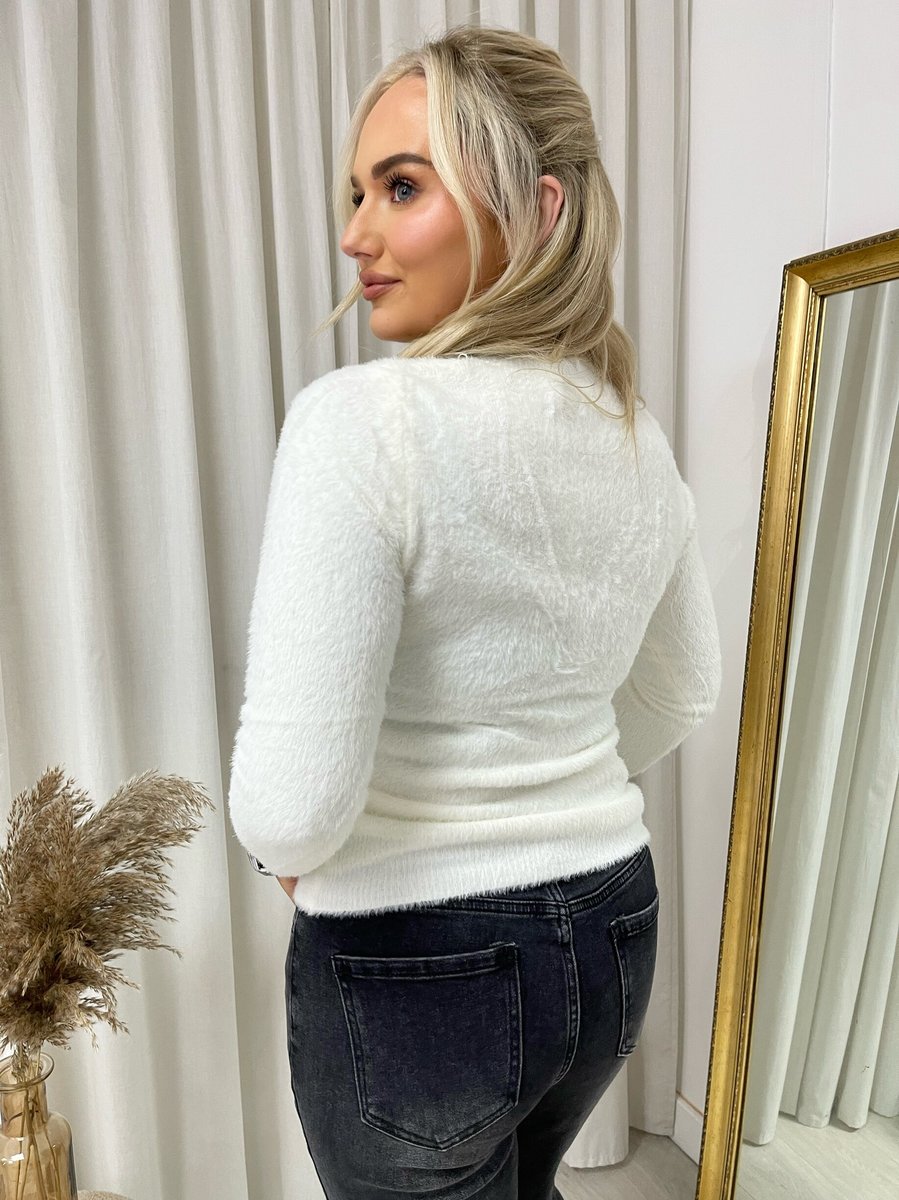 Fitted Long Sleeve Fluffy Knitted Top 🇬🇧