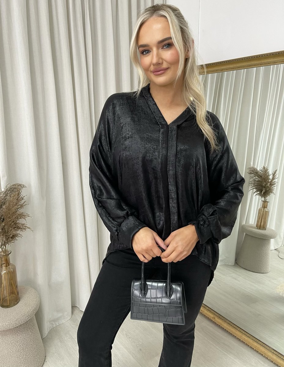 Metallic V-Neck Oversized Top 🇬🇧