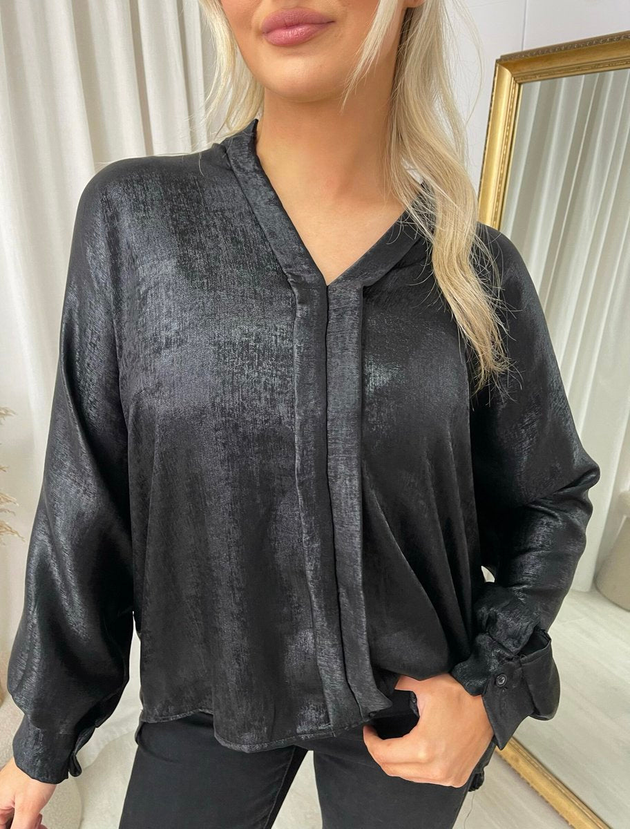 Metallic V-Neck Oversized Top 🇬🇧