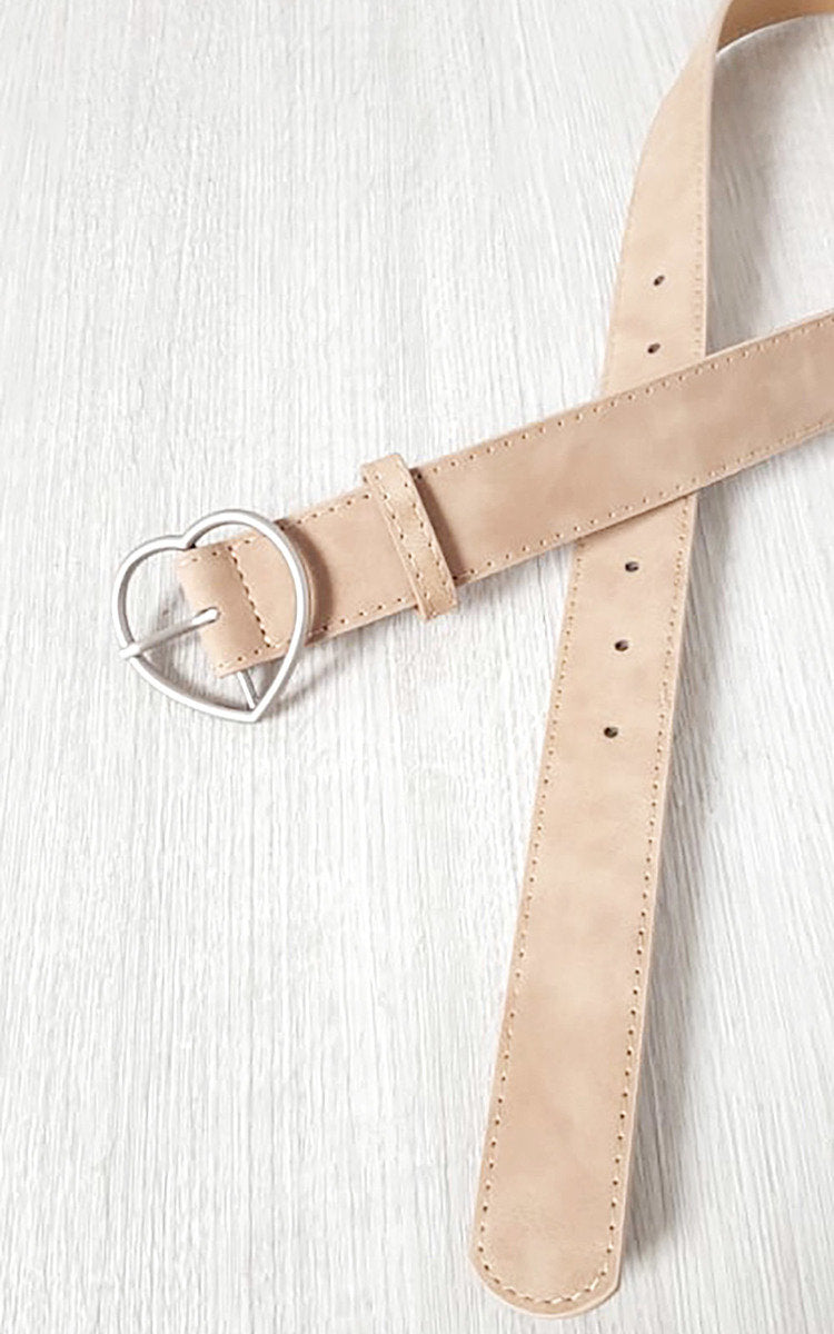 Heart Detail Belts 🇬🇧