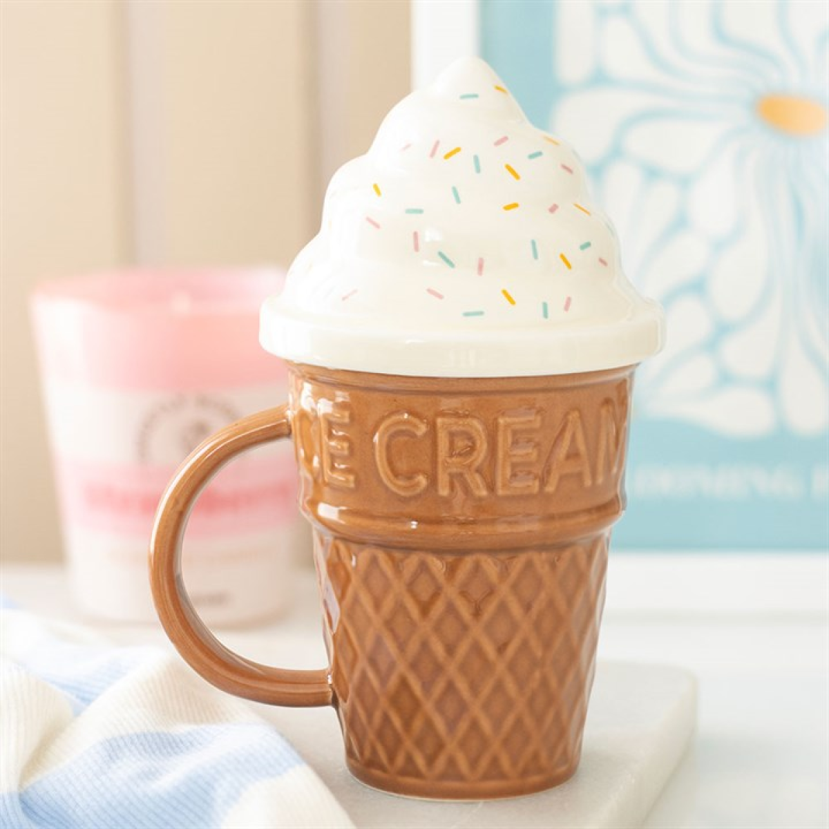 Ice Cream Cone Lidded Mug 🇬🇧