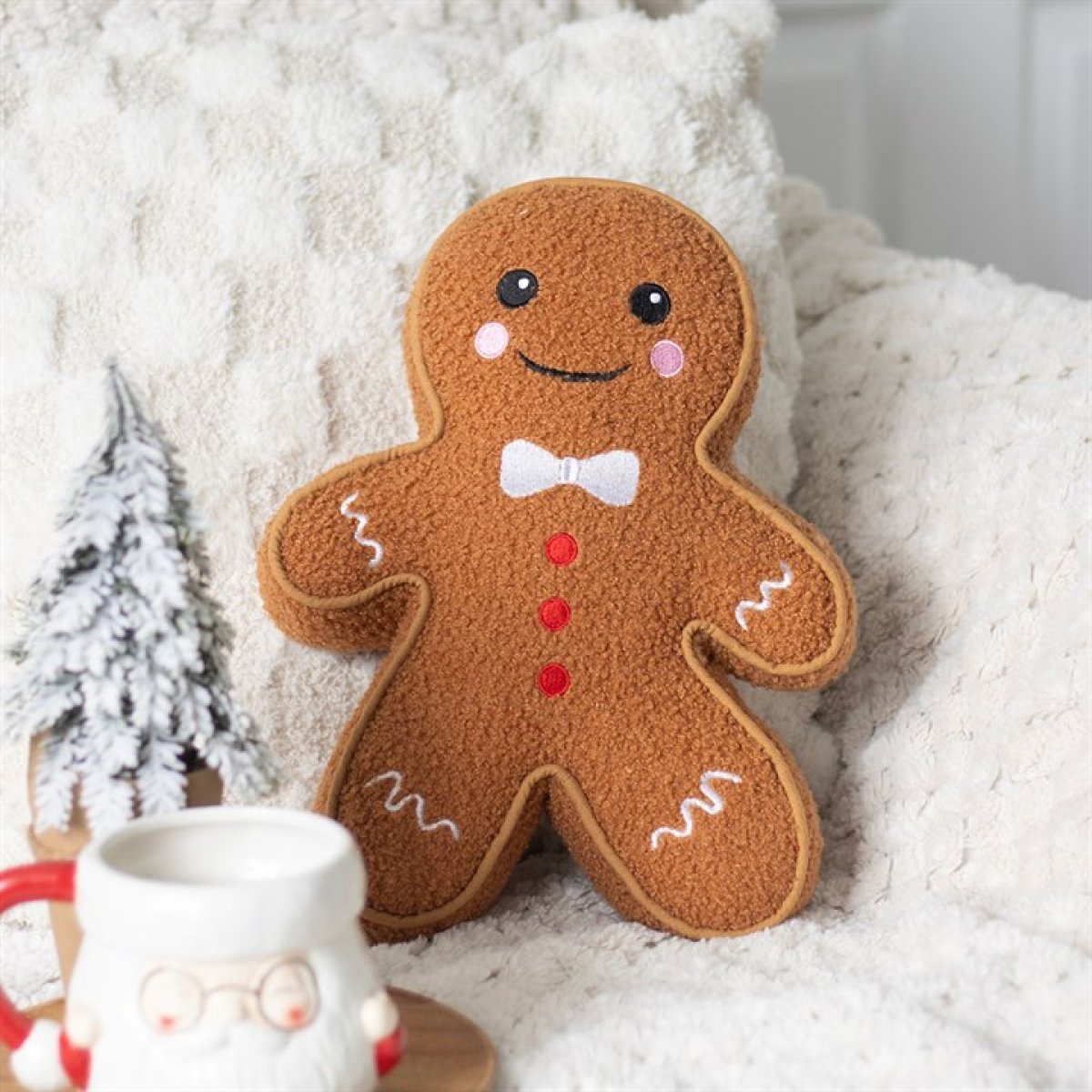 Gingerbread Man Boucle Cushion 🇬🇧