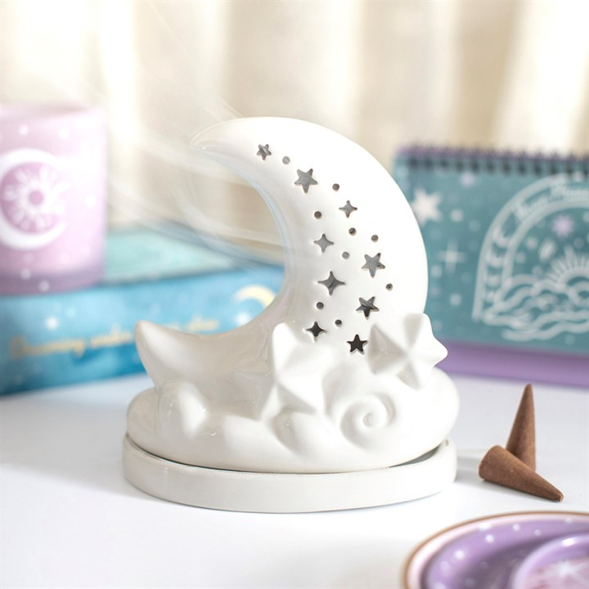 White Pastel Skies Moon Incense Cone Holder 🇬🇧