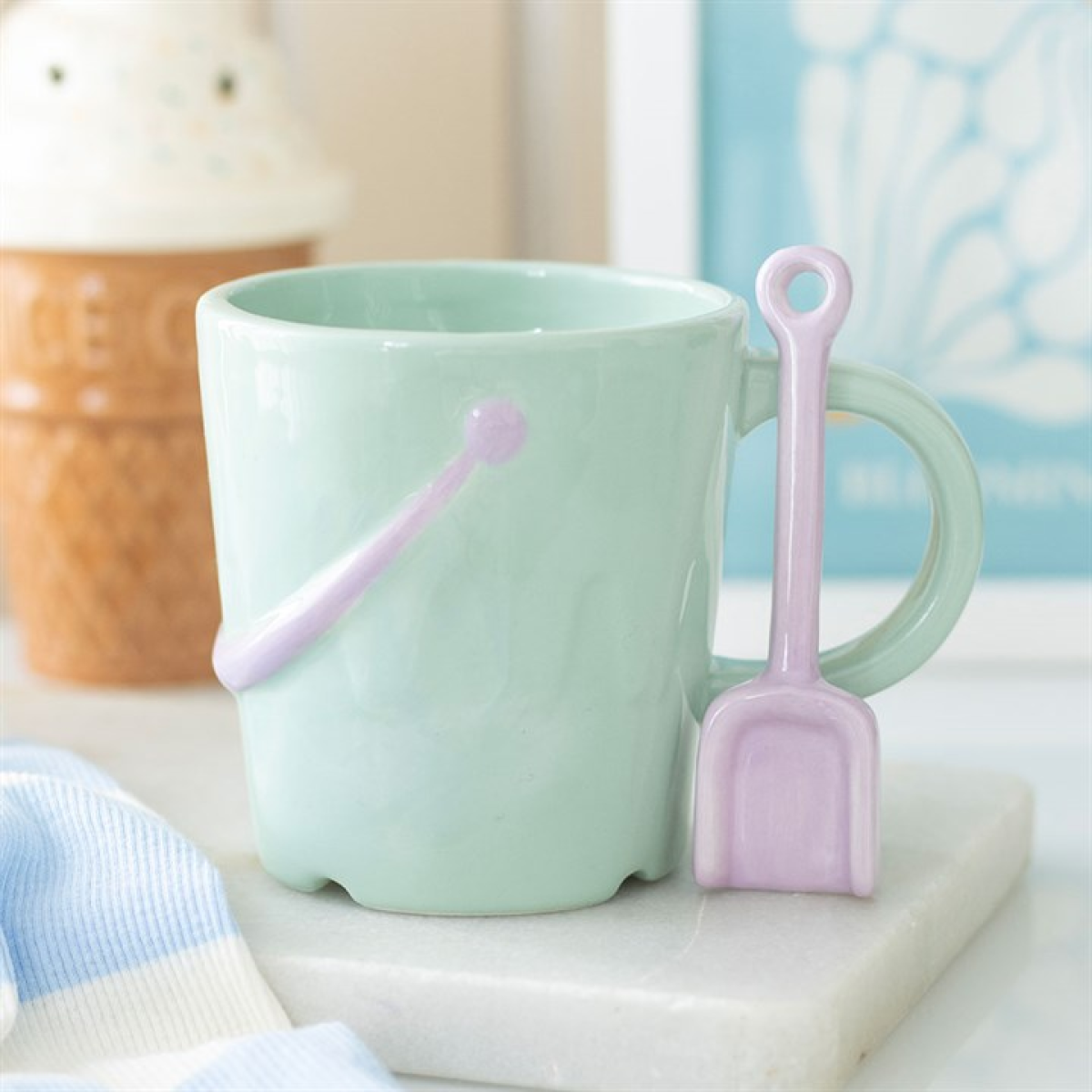 Pastel Bucket Mug with Spade Spoon 🇬🇧