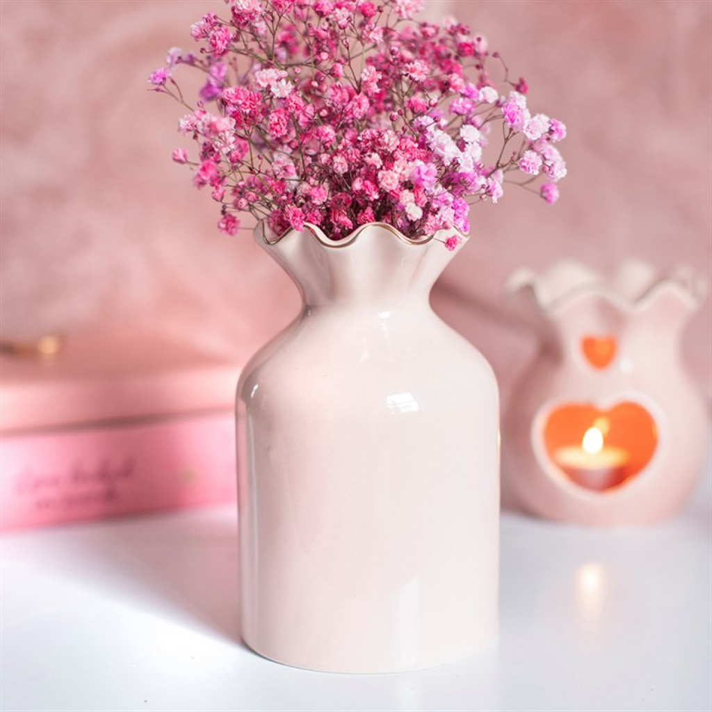 Pink Fluted Flower Vase 🇬🇧