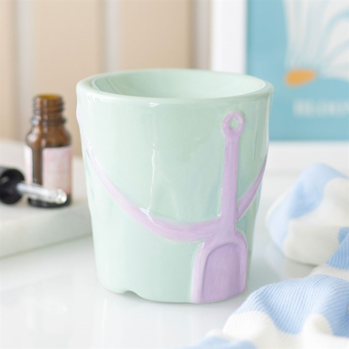 Pastel Bucket and Spade Oil Burner 🇬🇧