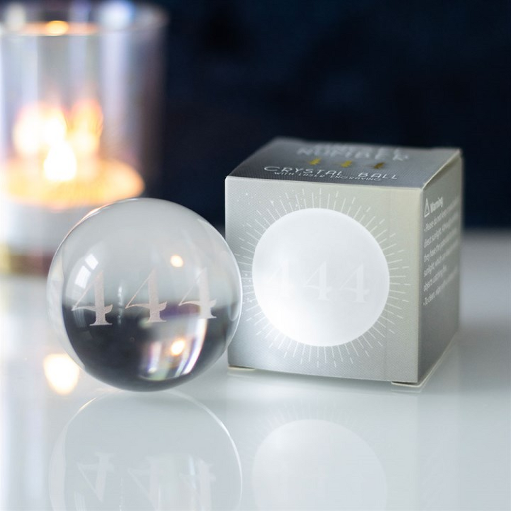 444 Angel Number Crystal Ball 🇬🇧