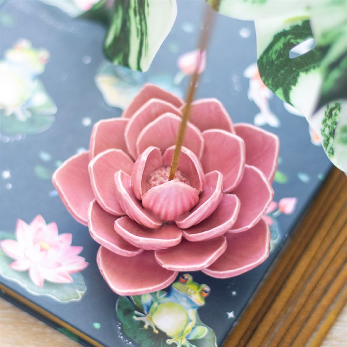 Pink Water Lily Incense Stick Holder 🇬🇧