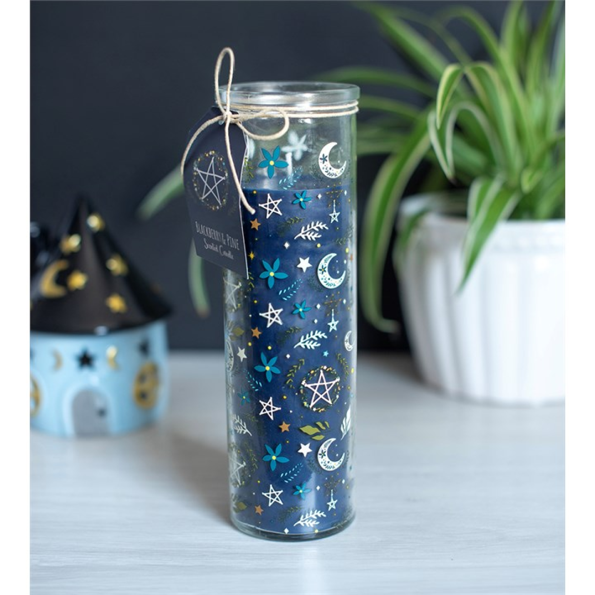 Solstice Spell Print Blackberry & Pine Tube Candle 🇬🇧